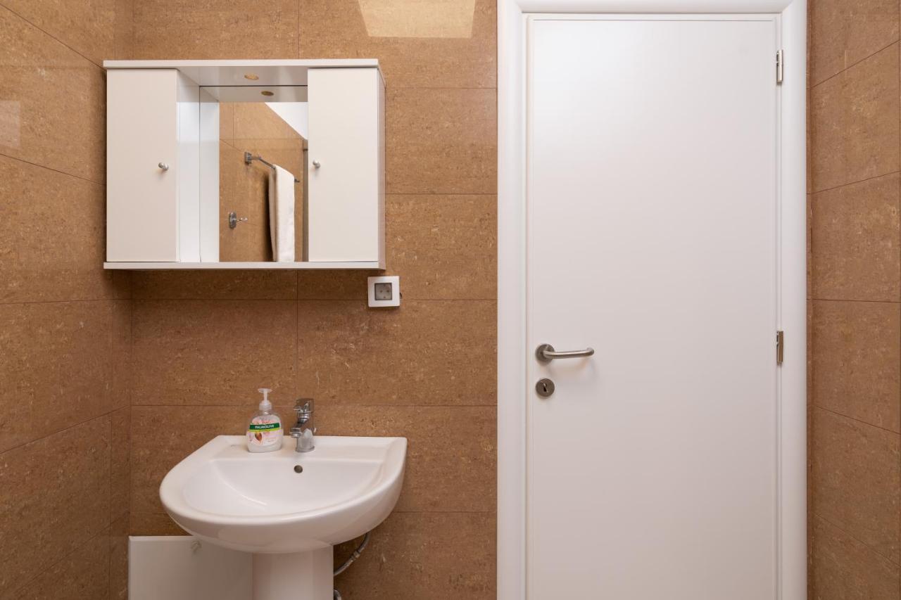 Appartement Lungo Mare à Gennadi Extérieur photo