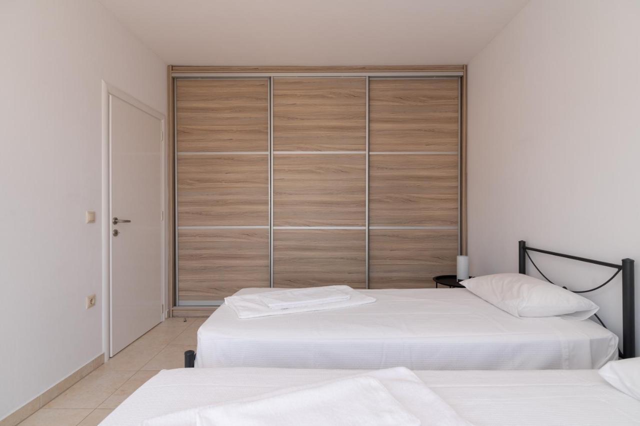 Appartement Lungo Mare à Gennadi Extérieur photo